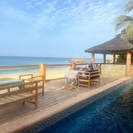 B&B Pieds Dans L'Eau Popenguine Exterior photo