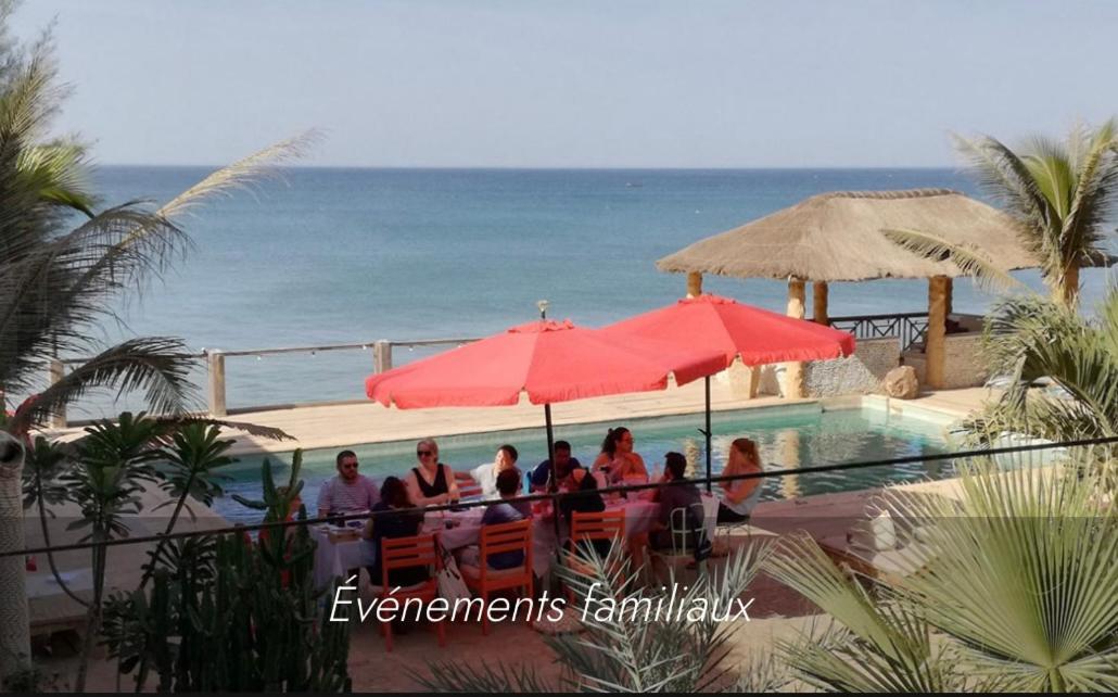 B&B Pieds Dans L'Eau Popenguine Exterior photo