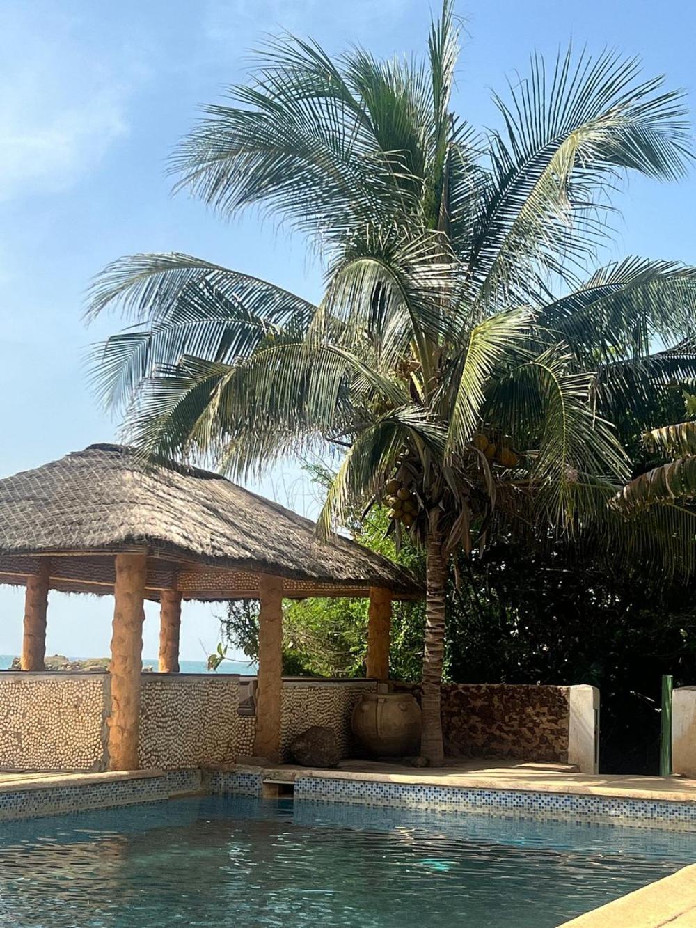 B&B Pieds Dans L'Eau Popenguine Exterior photo